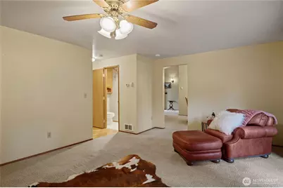 9421 175th Street Ct E, Puyallup, WA 98375 - Photo 15