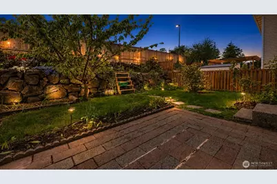 14610 33rd Place W, Lynnwood, WA 98087 - Photo 3