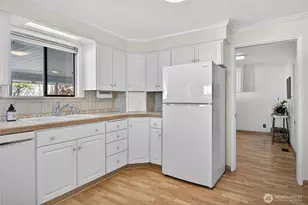 901 Rucker Ave, Everett, WA 98201 - Photo 13
