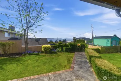 21204 3rd Avenue S, Des Moines, WA 98198 - Photo 27