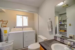73 NW Roeder Dr, Oak Harbor, WA 98277 - Photo 27