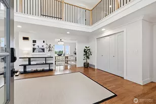 18124 Riviera Pl SW, Normandy Park, WA 98166 - Photo 3