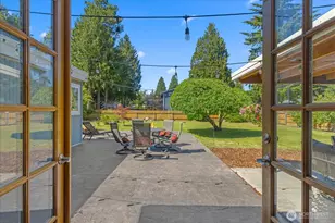 8119 190th St SW, Edmonds, WA 98026 - Photo 25