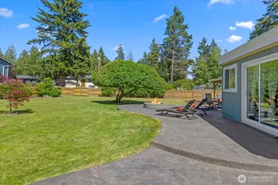 8119 190th Street SW, Edmonds, WA 98026 - Photo 29