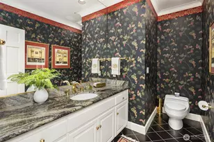 8496 NE Woodland Cove Dr, Kirkland, WA 98034 - Photo 25