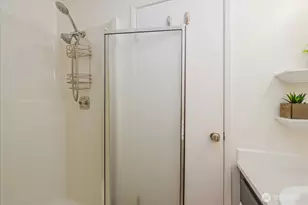 19906 28th Ave W, Lynnwood, WA 98036 - Photo 13