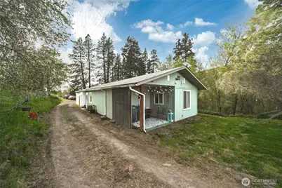 938 Patit Road, Dayton, WA 99328 - Photo 3