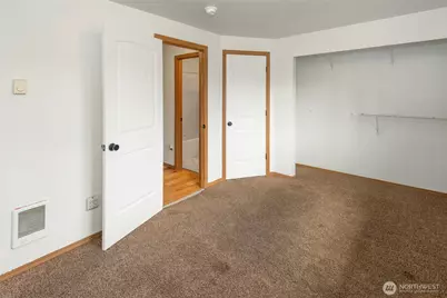 8520 Pepperidge Lane SE, Yelm, WA 98597 - Photo 11