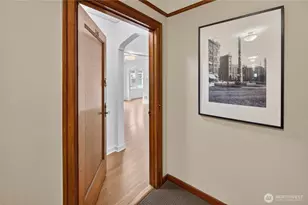 124 Warren Ave N, Seattle, WA 98109 - Photo 3