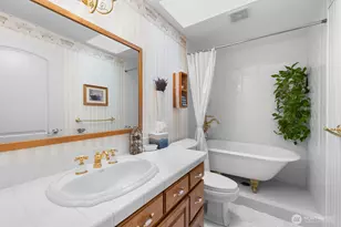 7621 E Alki View Ct, Port Orchard, WA 98366 - Photo 17