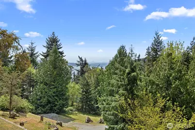 2131 Wagner Rd, Camano Island, WA 98282 - Photo 13