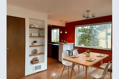 731 N 94th Street #8, Seattle, WA 98103 - Photo 17