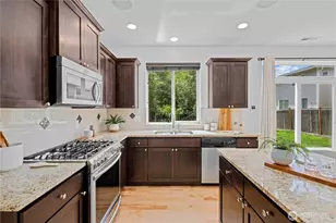 18521 40th Ave SE, Bothell, WA 98012 - Photo 11
