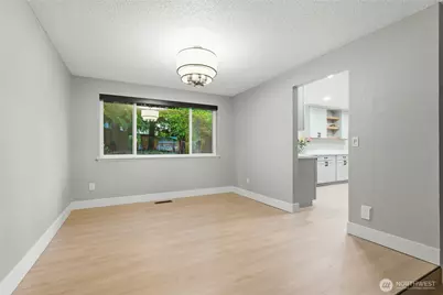 10826 149th St E, Puyallup, WA 98374 - Photo 7