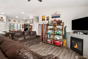 830 Wawona Ave SW, Ocean Shores, WA 98569 - Photo 11