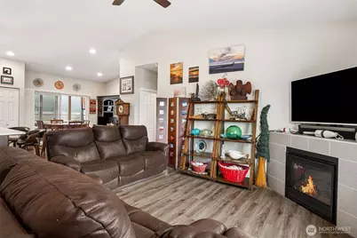 830 Wawona Avenue SW, Ocean Shores, WA 98569 - Photo 9