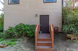 2345 W Beach Rd, Oak Harbor, WA 98277 - Photo 29