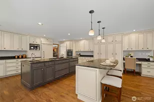 21520 SE 13th Pl, Sammamish, WA 98075 - Photo 5