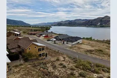122 Village Way, Oroville, WA 98844 - Photo 5