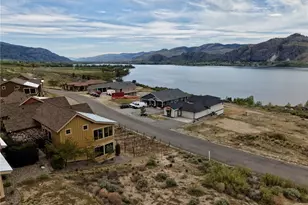 122 Village Way, Oroville, WA 98844 - Photo 5