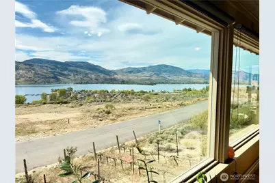 122 Village Way, Oroville, WA 98844 - Photo 11
