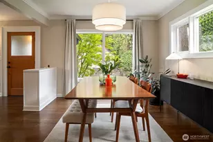 314 NE 56th St, Seattle, WA 98105 - Photo 9