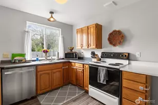 320 E Main St, Centralia, WA 98531 - Photo 11