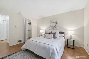 15929 NE 41st St, Redmond, WA 98052 - Photo 11