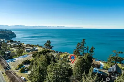 2089 West Beach Road, Oak Harbor, WA 98277 - Photo 9