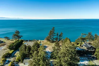 2089 West Beach Road, Oak Harbor, WA 98277 - Photo 3