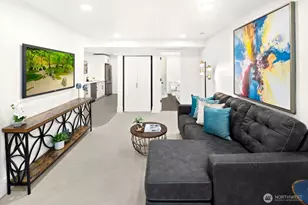 2500 Lorentz Pl N, Seattle, WA 98109 - Photo 23