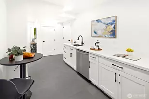 2500 Lorentz Pl N, Seattle, WA 98109 - Photo 27