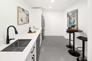2500 Lorentz Pl N, Seattle, WA 98109 - Photo 29