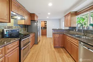 826 Maplewood Ave, Kent, WA 98030 - Photo 5