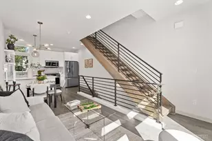 966 N Allen Pl, Seattle, WA 98103 - Photo 17