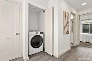966 N Allen Pl, Seattle, WA 98103 - Photo 7