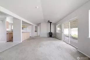 725 NW Sunburst Ct, Moses Lake, WA 98837 - Photo 11