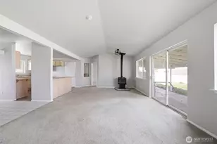 725 NW Sunburst Ct, Moses Lake, WA 98837 - Photo 25