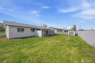 725 NW Sunburst Ct, Moses Lake, WA 98837 - Photo 31