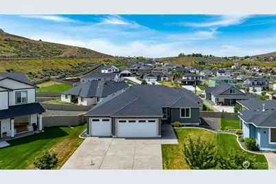 1075 Klamath Court, Richland, WA 99352 - Photo 1