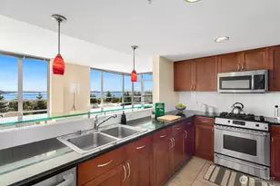 2929 1st Ave, Seattle, WA 98121 - Photo 15
