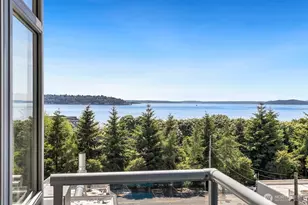 2929 1st Ave, Seattle, WA 98121 - Photo 13