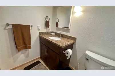 400 Bluff Street, Winthrop, WA 98862 - Photo 35