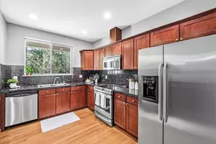 35227 SE Aspen Ln, Snoqualmie, WA 98065 - Photo 9