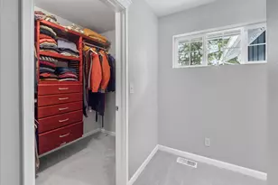 35227 SE Aspen Ln, Snoqualmie, WA 98065 - Photo 15