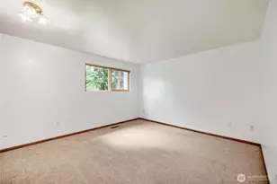 24806 10th Ave S, Des Moines, WA 98198 - Photo 7