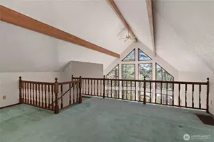 30 E Rainier Dr, Allyn, WA 98524 - Photo 21