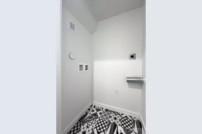 4122 B Burke Avenue N, Seattle, WA 98103 - Photo 23