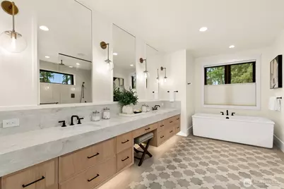 10630 SE 22nd Street, Bellevue, WA 98004 - Photo 21