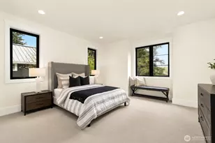10630 SE 22nd St, Bellevue, WA 98004 - Photo 27